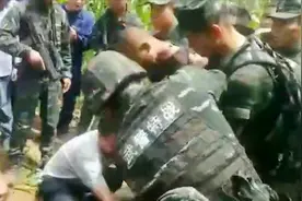 刚刚！陕西凤翔致2死1伤案件嫌犯玉米地内被抓获，抓捕画面曝光