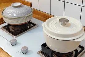 珐琅锅是智商税？实测看看和普通砂锅到底有什么区别？视频封面