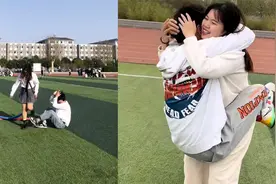 体育生恋爱日常：男友和女生玩游戏过火，女生当场给他一个过肩摔视频封面