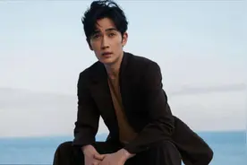 朱一龙回应网传恋情，称剧组工作人员，爆料者：手上有几百个视频视频封面