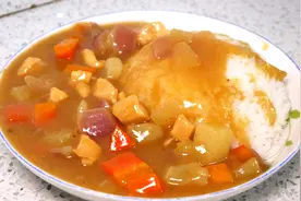 咖喱饭家常做法，简单快速又下饭，鲜香嫩滑，味道不比卖的差视频封面