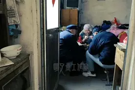 明了堂：明了先生--老人牙齿不掉预示什么！视频封面