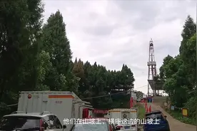四川农村，大山上发现巨大天然气田，规模吓人，当地农民发财了视频封面