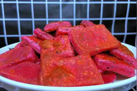 火龙果这样做太好吃了，营养美味香甜酥脆，出锅家人口们水直流视频封面