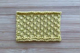 一款别致的棒针实地花样，像一颗颗花蕊，织内衫很精致视频封面