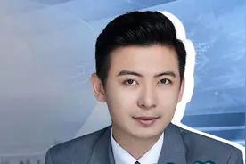 中国海军太狠了！美日澳加联合军演，我军军舰强势闯入！视频封面