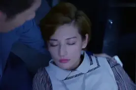 替身甜妻：总裁终于找到失踪甜妻，看见这一幕，气得想杀人！