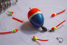 李锄头：抛竿串钩浮钓大乌头鱼线组视频封面