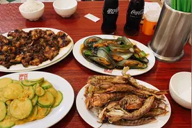 广州人的情怀大排档，人均30，地址变了情怀味道仍在，食客爆满视频封面