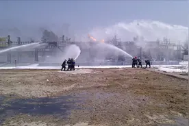 科普：千万千万记住塑料桶和塑料瓶是不能拿去存储汽油的视频封面