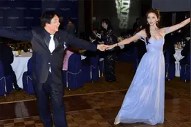 林志玲和父亲热舞视频封面