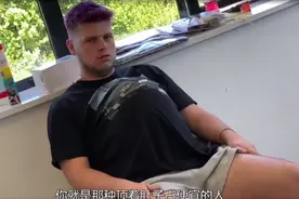 男人怀孕别不相信,这么大的肚子,老弟这是吃了什么还是做了什么