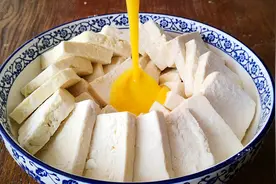 豆腐鸡蛋这样做，比大鱼大肉还要香，汁多味美，一上桌就抢光视频封面