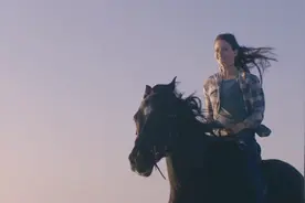 享誉全球的名曲《You Raise Me Up》原版，坚定有力鼓舞人心！