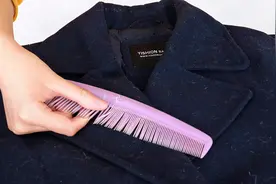 衣服总起球，不用花钱买去毛器，一把梳子就搞定，冬天省下不少钱视频封面