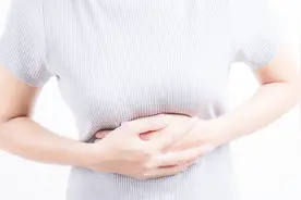 腹部疼痛、饱胀、恶心呕吐？说明你的身体，出现了功能性消化不良视频封面