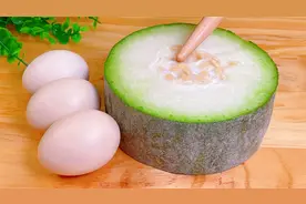 冬瓜和鸡蛋是绝配，教你一个特色新吃法，松软香甜，比蛋糕还好吃