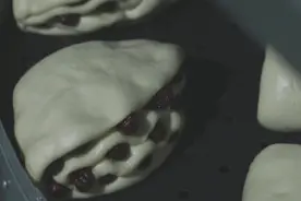 每一口都能吃到香甜的枣肉！老板娘教你制作松软可口的枣饼视频封面