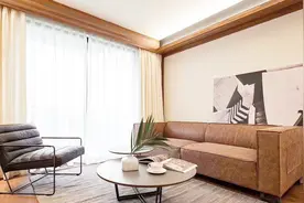 夏天开空调，究竟要不要在房间放盆水？可算明白了，长点记性吧视频封面