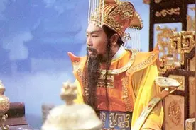 玉帝身为三界至尊，为何不出手降服孙悟空？他在担心什么？视频封面