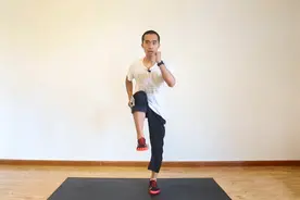 不跑也能月瘦10斤！5分钟高效燃脂操，疯狂安利给减肥的你！视频封面
