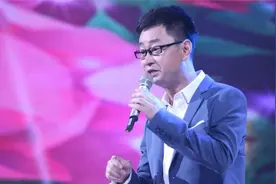 张地即兴编歌夸人合集，即兴唱歌调侃方清平：光头也是一种美丽