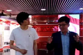 成仿吾听到毛主席给陕北公学的题词，连夜创作一曲歌词交给毛主席视频封面