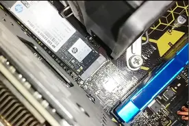 帮舍友装固态硬盘＋原版镜像win10，装完竟然多了一堆流氓软件？视频封面