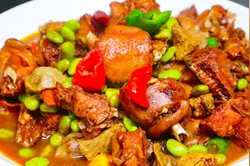 大厨教你红烧鸡块正确做法，鸡肉软烂不柴，鲜香入味，简单易学！视频封面