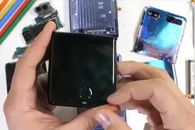 摩托罗拉Razr折叠屏手机拆解：用料十足，迄今结构最复杂的手机！视频封面