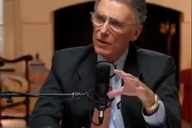 被告知中国官员大多数是出身理工科时，美国主持人直接惊了！视频封面