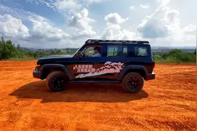 坦克300，“坦克调头”模式操作流程