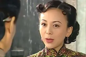 “雪姨”两次婚姻失败，跟富豪离婚与儿子相依为命，49岁美艳依旧视频封面