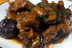 香菇排骨的做法，营养好吃，出锅快流口水了，一周做3次都嫌少！