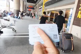 从深圳火车站到东莞，全程票价只要12.5，第一次坐这么便宜的火车视频封面