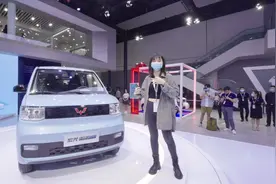 2.88万就能买台代步车！实拍五菱宏光MINI EV