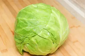 手撕包菜怎么做才好吃，分享正确做法，清脆爽口，真的是太下饭了