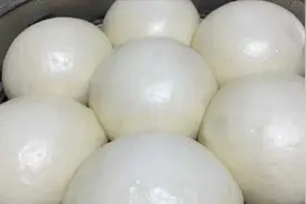 酵母粉蒸馒头要2次发酵吗？大厨手把手教你，简单好做1次成功视频封面