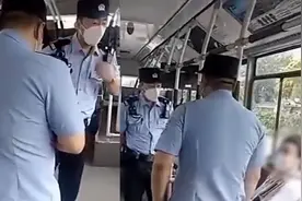 女子疑健康码异样拒下公交，扬言要警车送直怼民警：我挣得比你多视频封面
