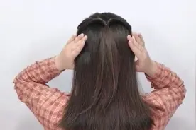 万能淑女发型，男孩子毫无抗拒能力，非常大气视频封面