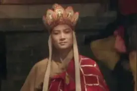 86版西游记扬州拍戏时唐僧的袈裟借寺院法师的，配角是真正的和尚视频封面