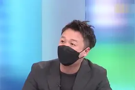 乌克兰被美国忽悠自废军事强国地位，连“田鼠哥”都称美国不可靠视频封面