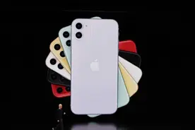 苹果正式发布iPhone 11系列，国行售价5499元起，你会买吗？视频封面