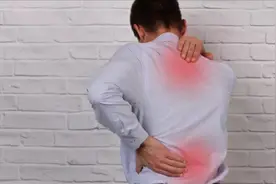 为什么我们的身体会莫名疼痛？可能是你的姿势不对！视频封面