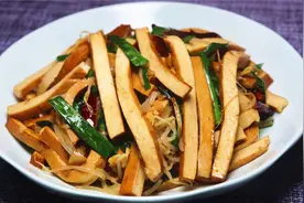 肠道“推粪猛将”就是豆芽！膳食纤维高，比吃香蕉管用100倍视频封面