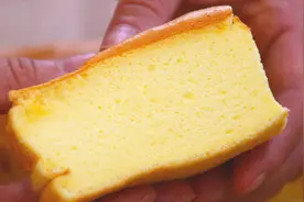 蛋糕详细做法，1把面粉6个鸡蛋，松软香甜不回缩，新手一看就会视频封面