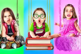 亿万富翁家庭收养了三胞胎！视频封面