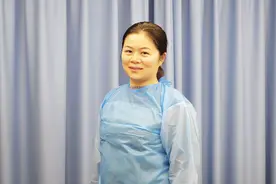 十年触摸过上万对乳房 这位催乳师陪宝妈们度过至暗时刻视频封面