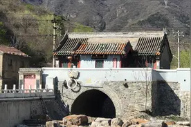 我的家乡门头沟圈门，圈门有个窑神庙，我们现在就去看看吧视频封面