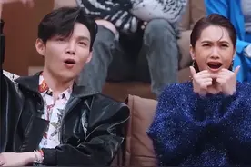 单依纯的唱功有多可怕？催泪演唱《漂洋过海来看你》竟超越李宗盛视频封面
